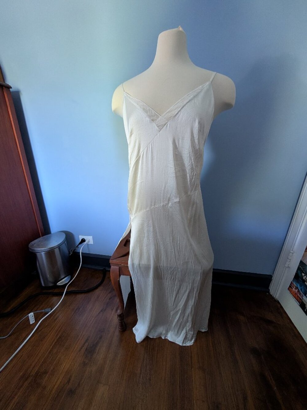 Apilat F52 Silk Slit Boudoir Dress